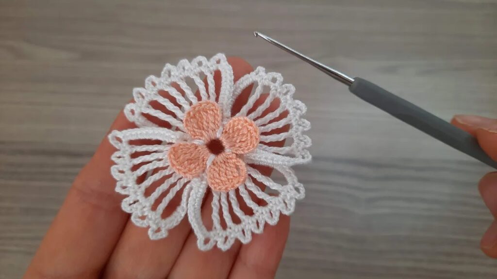 Amazing 😲 How to Make Super Beautiful Crochet Flower Motifs | Harika Tığ İşi Örgü Modeli 🌸✨