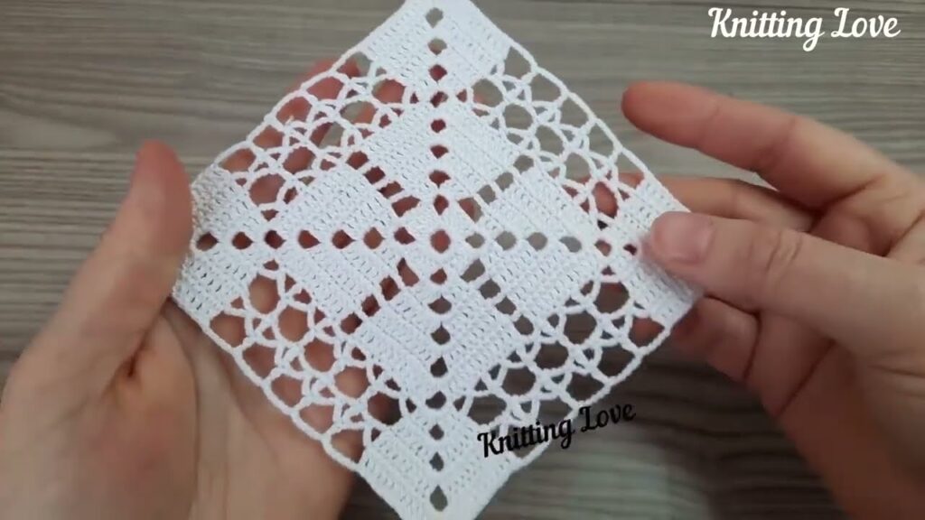 Simple & Stunning Granny Square Tutorial 🧶 Perfect for Beginner Crocheters!