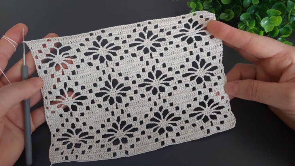 Create Stunning Crochet Flower Patterns 🌸 Eye-Catching Coasters & Table Placemats Tutorial
