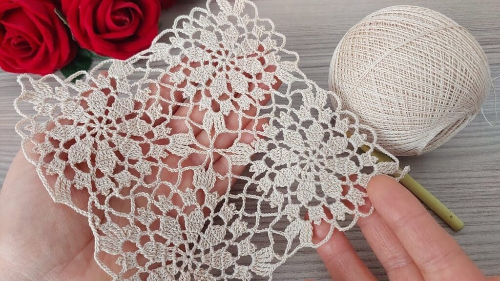 🌸 Fantastic Flower Crochet Pattern | Online Tutorial for Beginners in Crocheting 2025