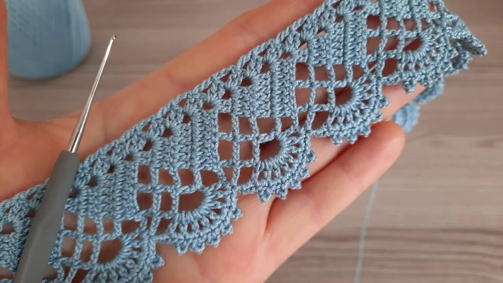 PERFECT Look How Elegant! – Crochet Flower Lace Pattern: Scarf & Tunic Model for Special Occasions