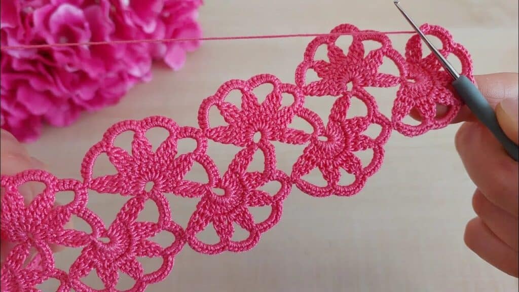 🌸 How to Crochet a Flower in Under 5 Minutes – Simple & Easy Tutorial for Beginners