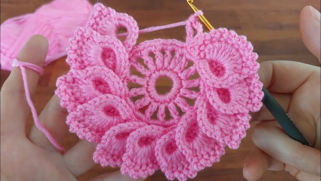 How to Crochet a Beautiful & Eye-Catching Flower Pattern | Step-by-Step Tutorial for Beginners