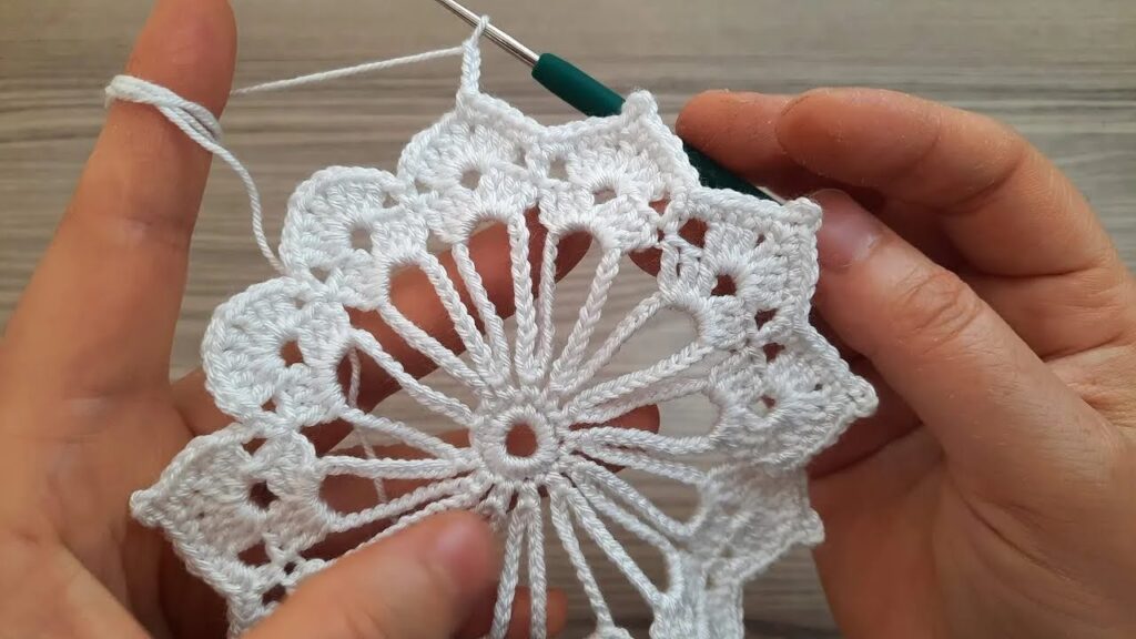 Wow!! EXTRAORDINARY Easy & Beautiful Crochet Flower Design 💮 Online Tutorial for Beginners (2025)