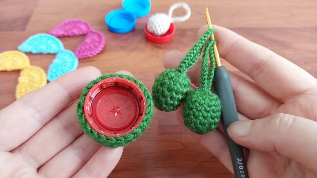 Wow Wonderful!! 🌟 Super Easy & Useful Crochet Ladybug Keychain | Perfect Gift & Sell