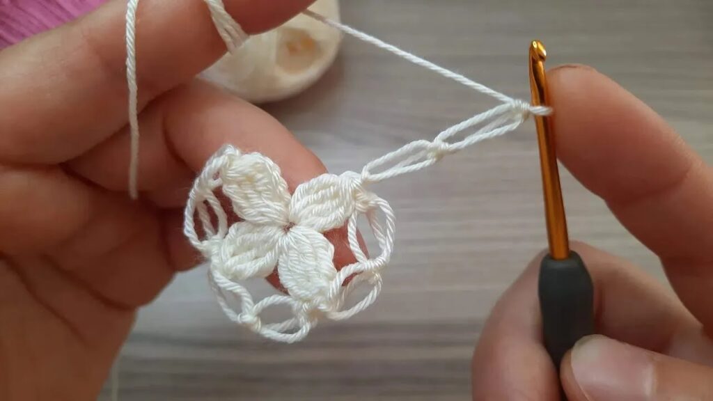 Very Easy and Amazing Crochet Flower Lace | Online Step-by-Step Tutorial for Beginners