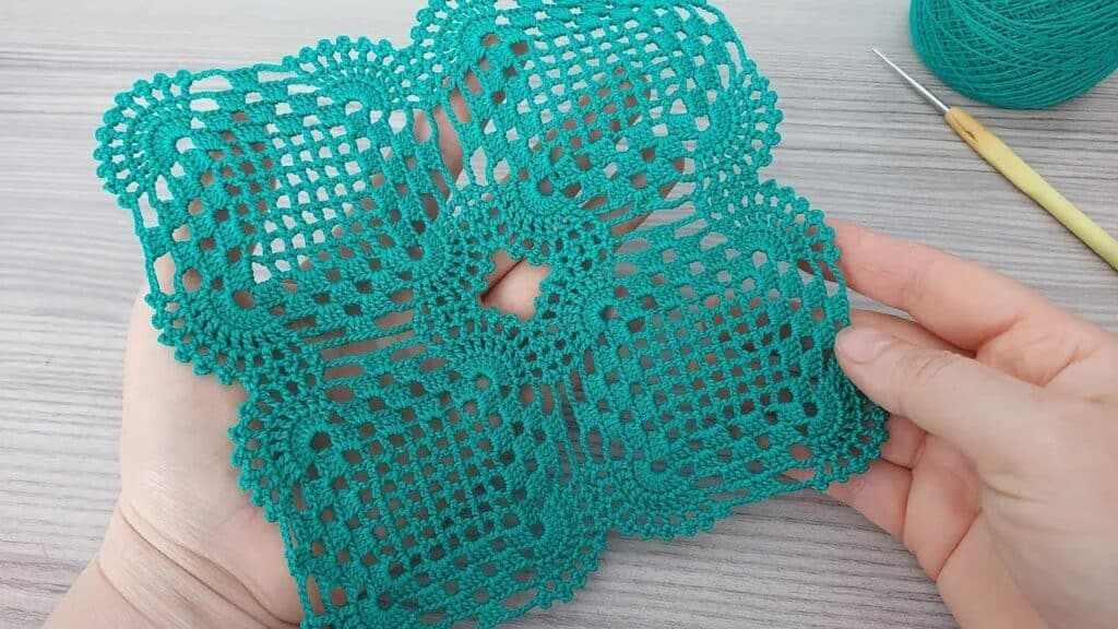 Wonderful Easy & Beautiful Crochet Pattern 🧶 Perfect for Summer Blouse, Skirt, Dress & Table Runner
