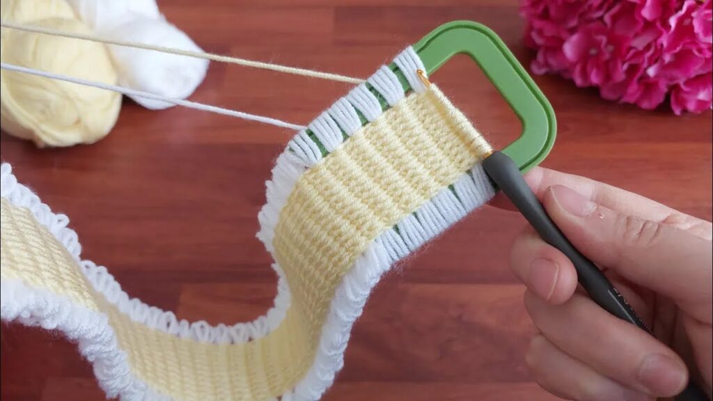 Super Easy Eye-Catching Crochet Hair Band Tutorial | Amazing DIY Idea for Beginners