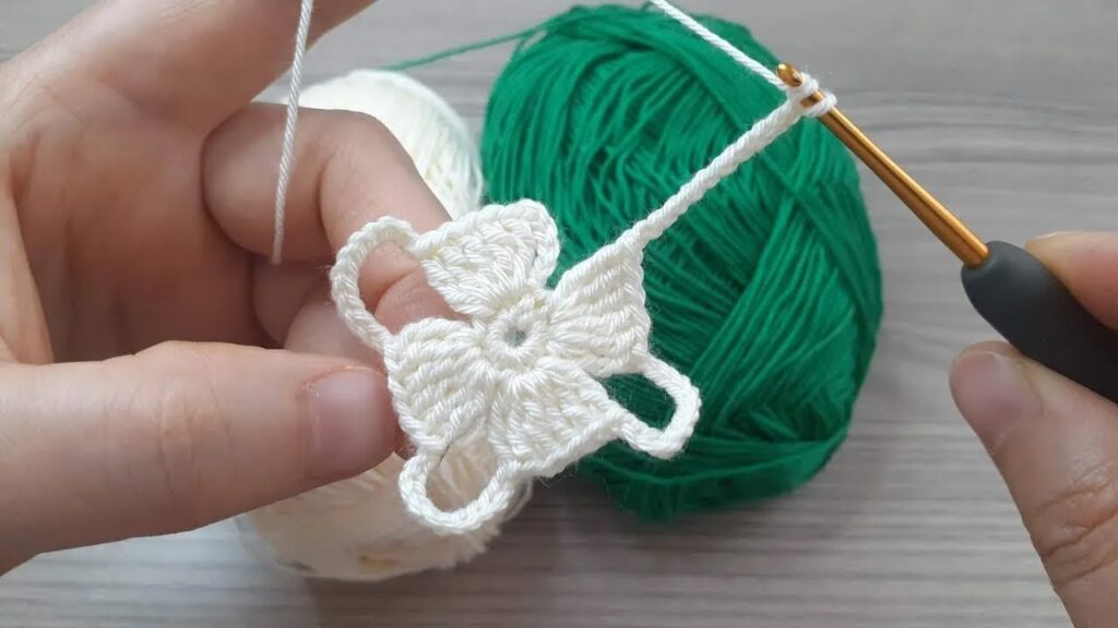 WOW! Beautiful Flower Crochet Lace Pattern | Detailed Step-by-Step Tutorial for Beginners