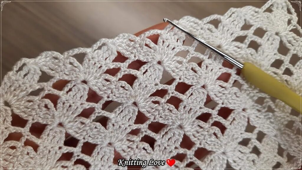 Step-by-Step DIY Tutorial 🧶 How to Crochet a Beautiful Flower Filet Etol Shawl & Cover