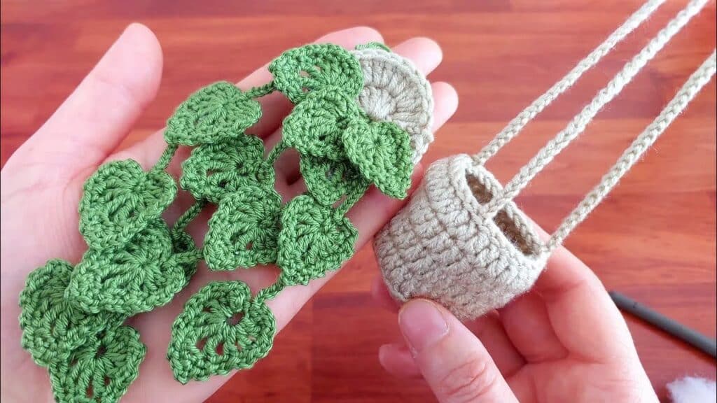 Wow!!! Eye-Catching Crochet Home Ornament 🌿 | How to Knit Pots & Leaves | DIY Crochet Decor 2025